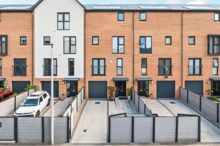 4 Bedroom Terraced House For Sale In Taw Wharf, Sticklepath, Barnstaple, Devon, EX31