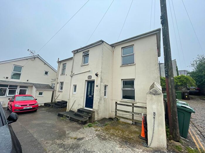 3 Bedroom End Terrace House For Sale In Marina Terrace, Mutley, Plymouth, PL4