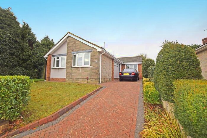 3 Bedroom Detached Bungalow To Rent In Madginford Road, Bearsted, Maidstone, ME15