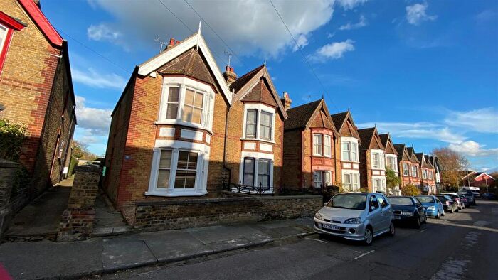1 Bedroom House To Rent In Beverley Road, Canterbury Ref -, CT2