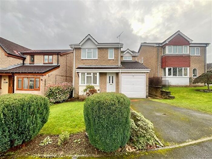 3 Bedroom Detached House For Sale In Ambler Rise, Aughton, Sheffield, S26
