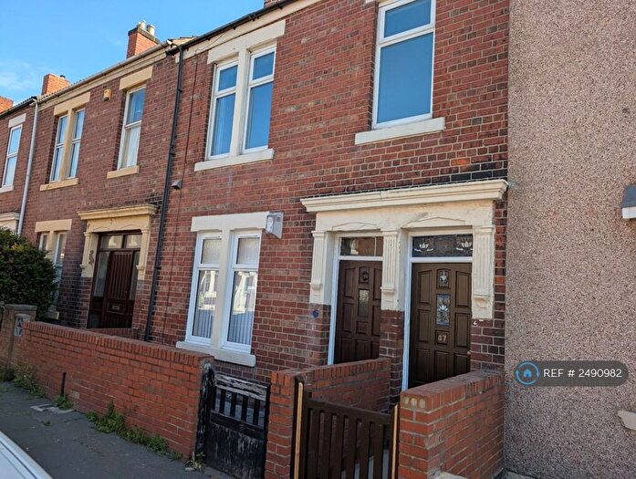 3 Bedroom Flat To Rent In Chirton West View, North Shields, NE29