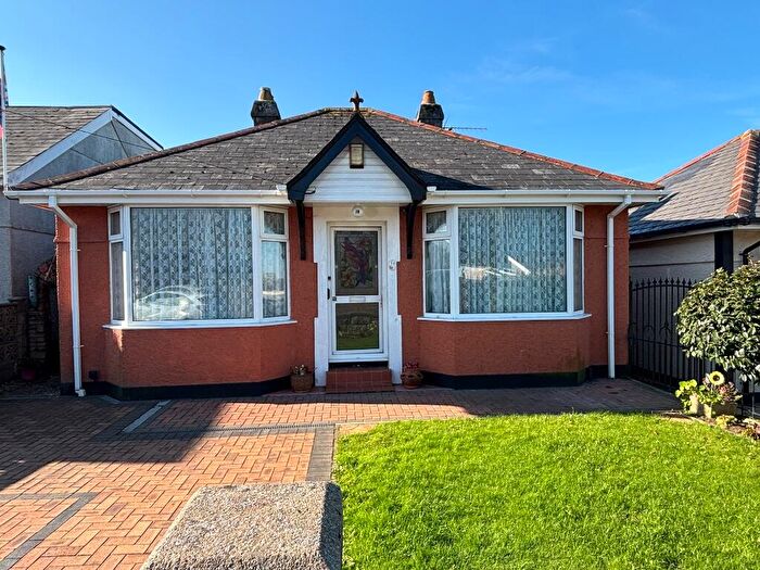 2 Bedroom Detached Bungalow For Sale In Coleridge Avenue, Plymouth, Devon, PL6