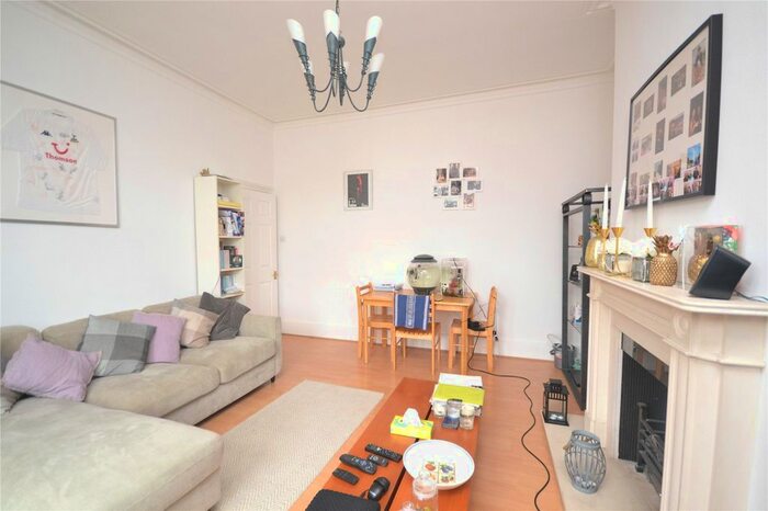 3 Bedroom Flat To Rent In Fortis Green, London N2