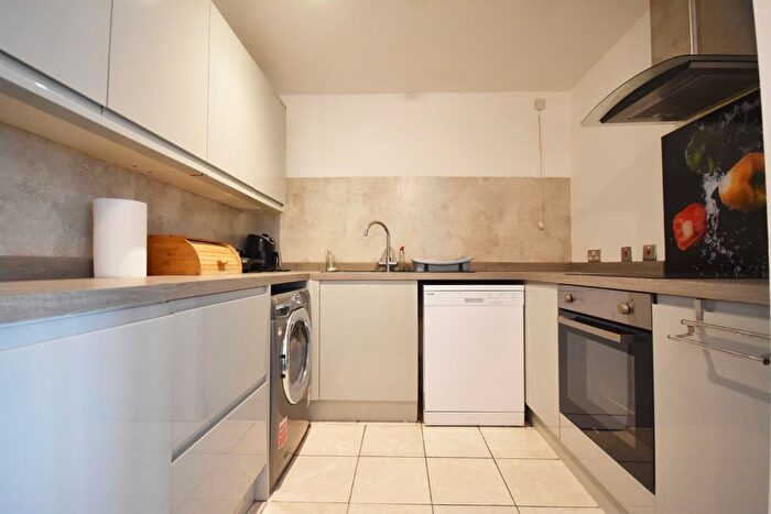 2 Bedroom Flat To Rent In Riley House, Coventry, CV1