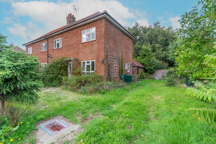 3 Bedroom Semi-Detached House For Sale In Dereham Road, Colkirk, NR21