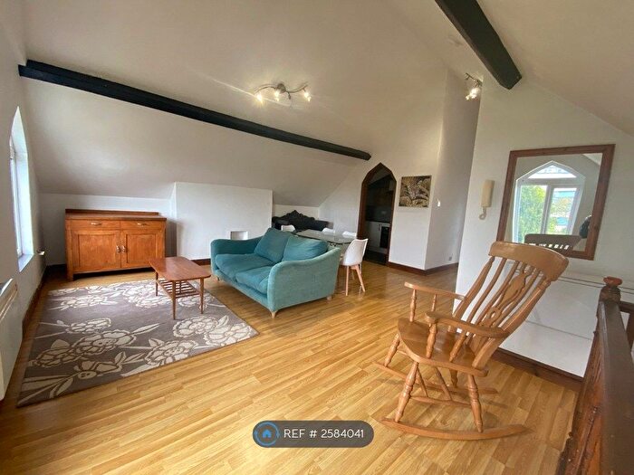 2 Bedroom Flat To Rent In St. Columbas Close, Coventry, CV1