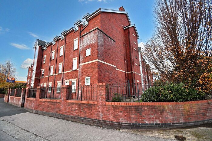 2 Bedroom Flat For Sale In Wellington Road, Eccles, M30