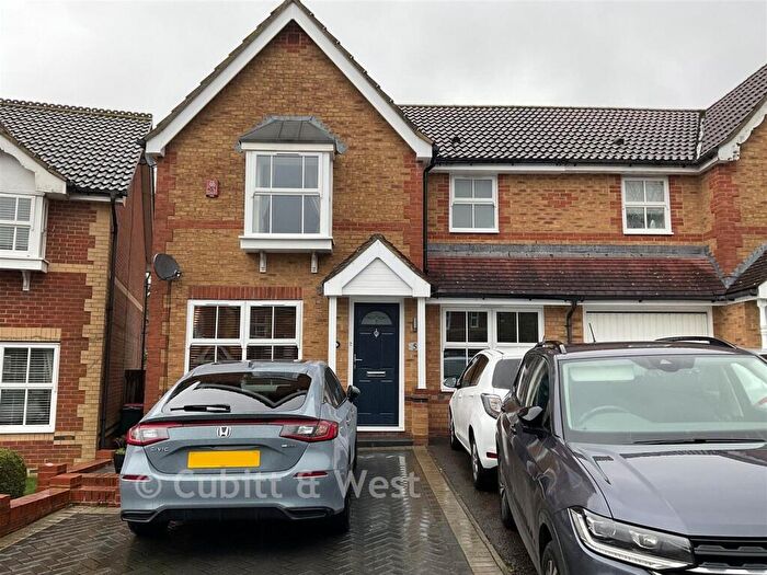 3 Bedroom Semi-Detached House For Sale In Phillips Close, Maidenbower, Crawley, West Sussex, RH10