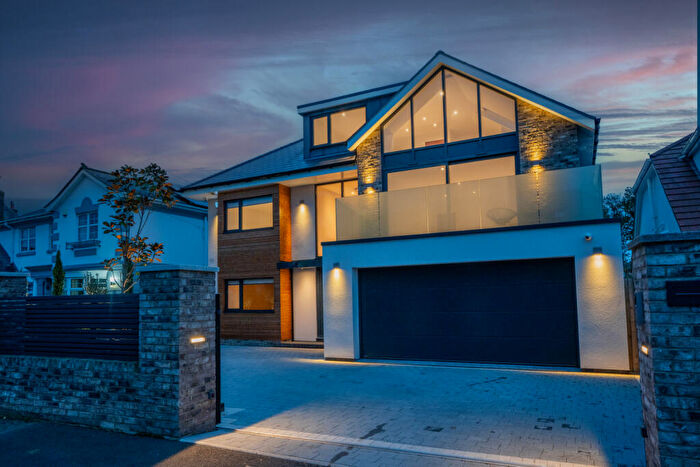 6 Bedroom Detached House For Sale In Pearce Avenue, Lilliput, Poole, Dorset, BH14