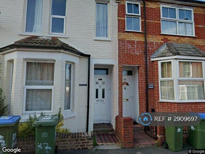 4 Bedroom Semi-Detached House To Rent In Mordaunt Road, Southampton, SO14