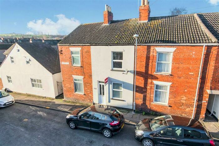 2 Bedroom House To Rent In Dudley Road, Grantham, NG31