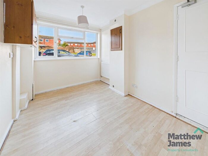 4 Bedroom Town House To Rent In Sullivan Close, Colchester, CO4