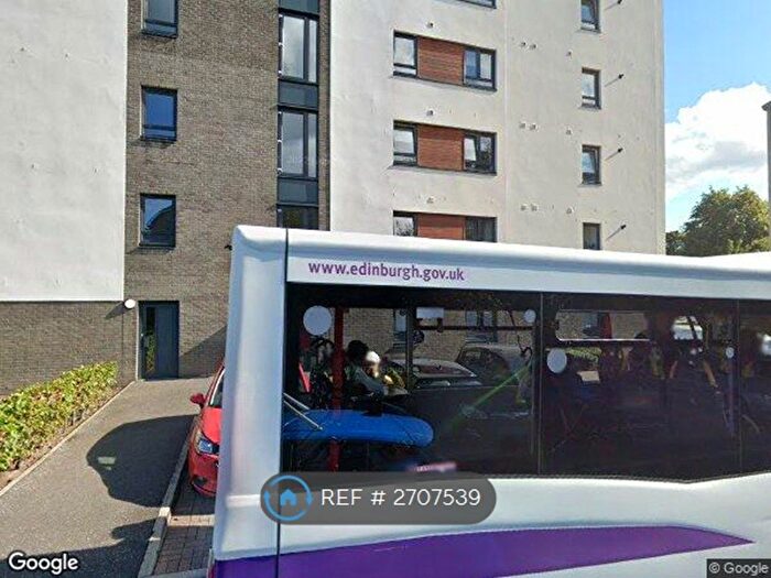 2 Bedroom Flat To Rent In Arneil Drive, Edinburgh, EH5