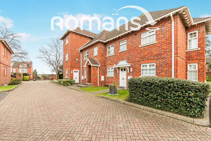 2 Bedroom Apartment To Rent In Artillery Mews, RG30