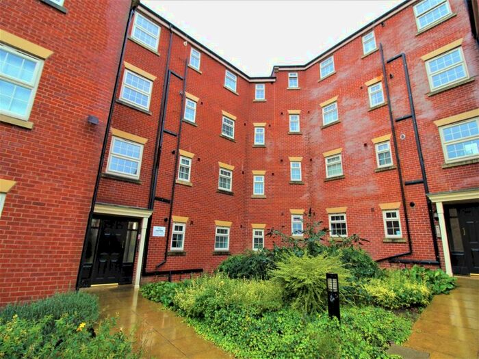 2 Bedroom Flat To Rent In Barberry Court, Barnsley, S70