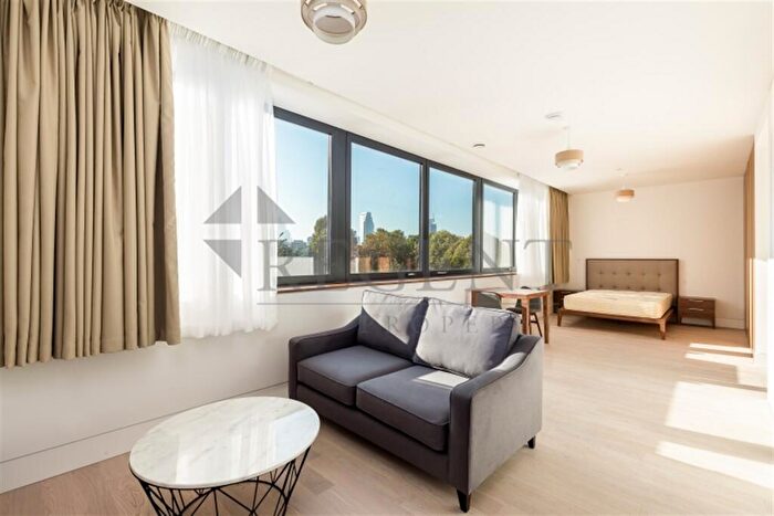 Apartment To Rent In Mono Tower, Penn Street, N1