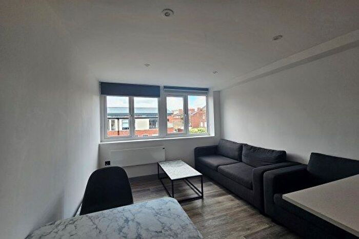 2 Bedroom Flat To Rent In Winckley Square, Preston, PR1