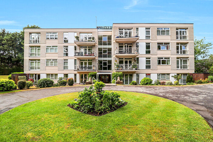 3 Bedroom Apartment For Sale In Windsor Road, Ascot, SL5