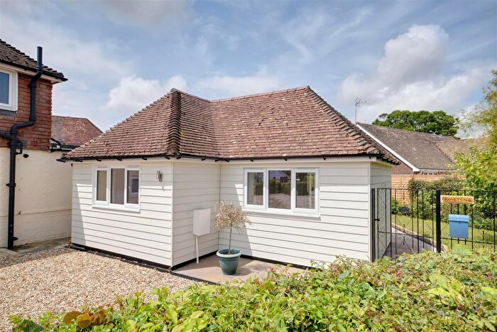 2 Bedroom Detached Bungalow For Sale In Reedswood Road, Broad Oak, TN31