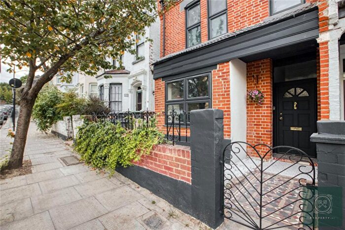 4 Bedroom Terraced House For Sale In Umfreville Road, Harringay Ladder, London, N4