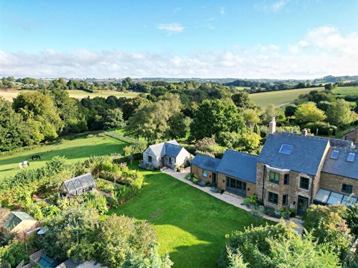 4 Bedroom Cottage To Rent In East End, Swerford, Chipping Norton, OX7