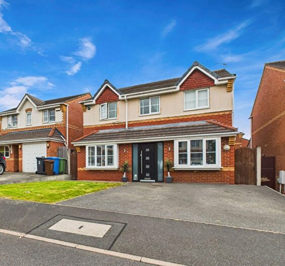 4 Bedroom Detached House For Sale In Wharton Hall Close, Tyldesley, M29