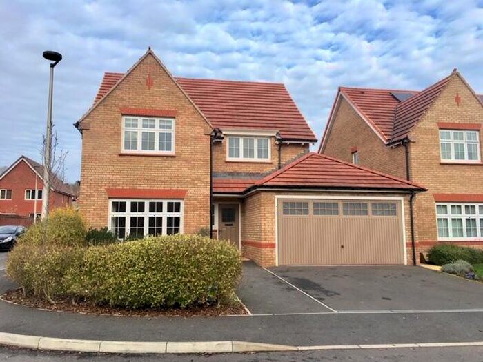 4 Bedroom Detached House To Rent In Tokesen Drive, Exeter, Devon, EX4