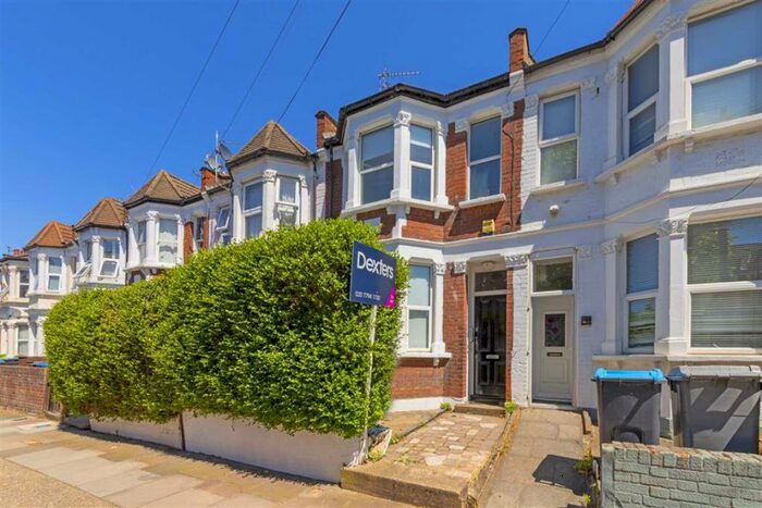 6 Bedroom Terraced House To Rent In Sandringham Road, Willesden Green, NW2