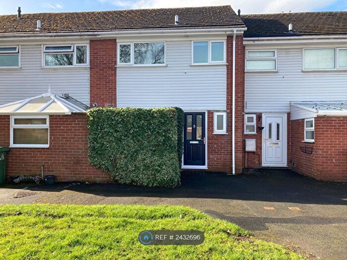 3 Bedroom Terraced House To Rent In Broadmead, Chester, CH3