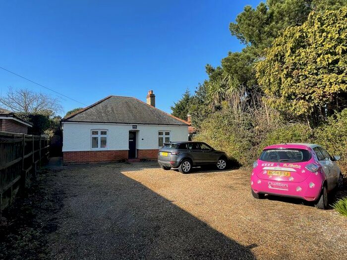 3 Bedroom Detached Bungalow To Rent In Titchfield Road, Stubbington, Fareham, PO14