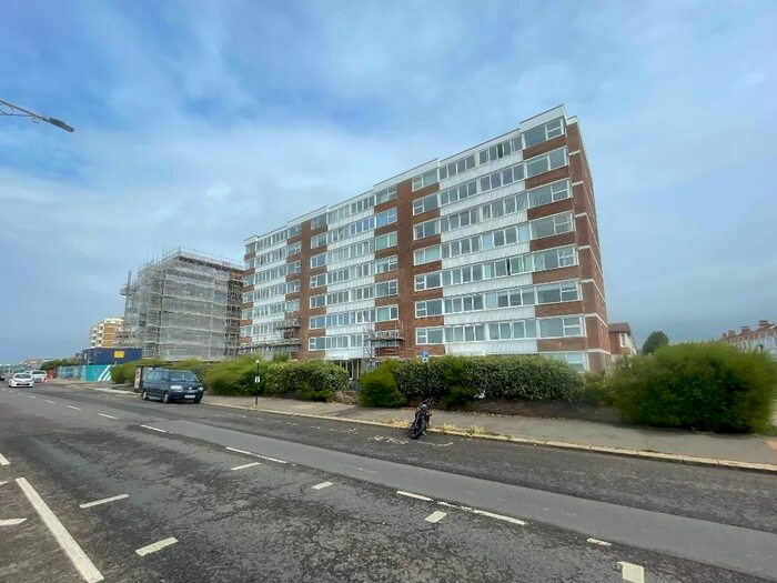 1 Bedroom Flat To Rent In Kingsway, Hove, BN3