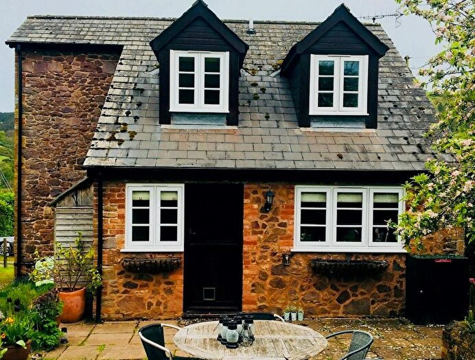2 Bedroom Cottage To Rent In Dunster, Minehead, TA24
