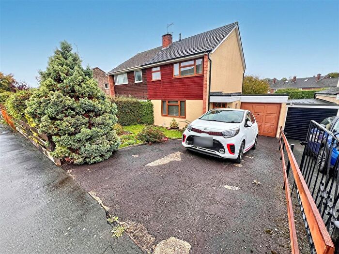 3 Bedroom Property For Sale In Crockerne Drive, Pill, Bristol, BS20