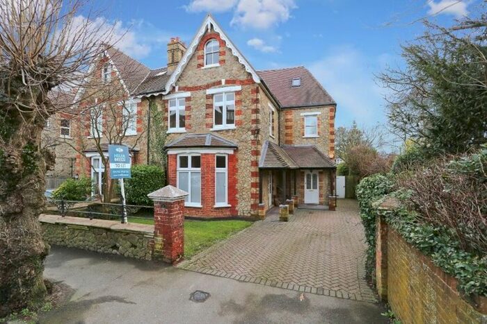 5 Bedroom Semi-Detached House To Rent In Holmesdale Road, Sevenoaks, TN13