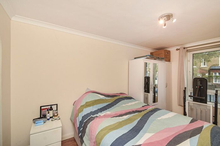 1 Bedroom Flat To Rent In Hassendean Road, London, SE3