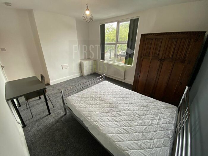 5 Bedroom Terraced House To Rent In Kirby Road, West End, LE3