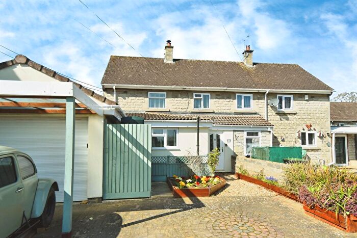 3 Bedroom Semi-Detached House For Sale In Oakhurst, Langley Burrell, Chippenham, SN15