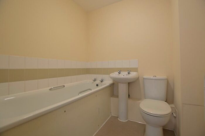 Flat To Rent In Bell Green London, SE26