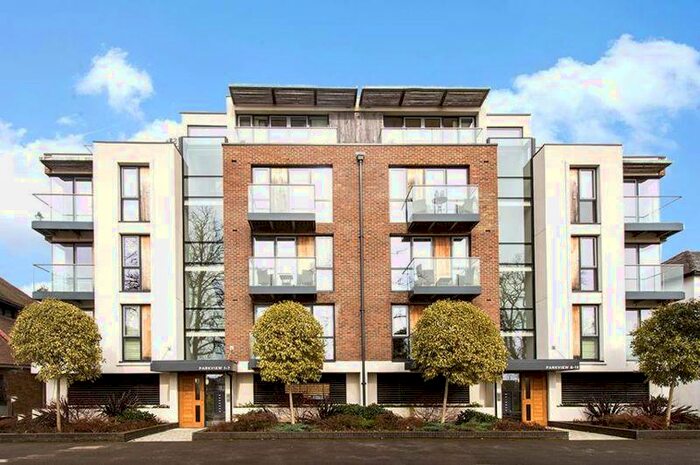 2 Bedroom Flat To Rent In Parkview, Hersham, KT12