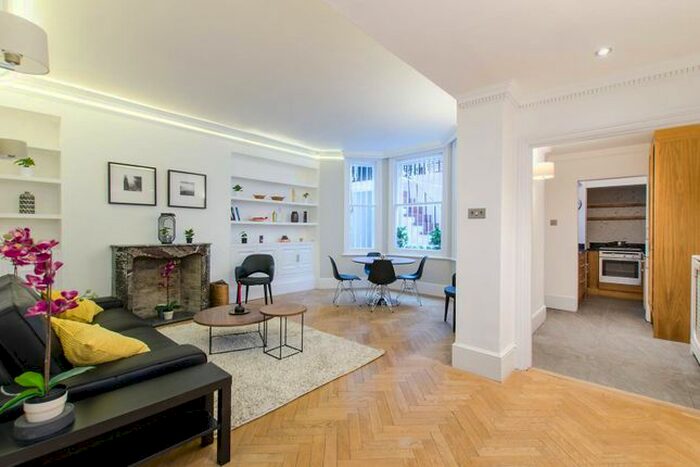 2 Bedroom Maisonette To Rent In Rosary Gardens, South Kensington, London, SW7