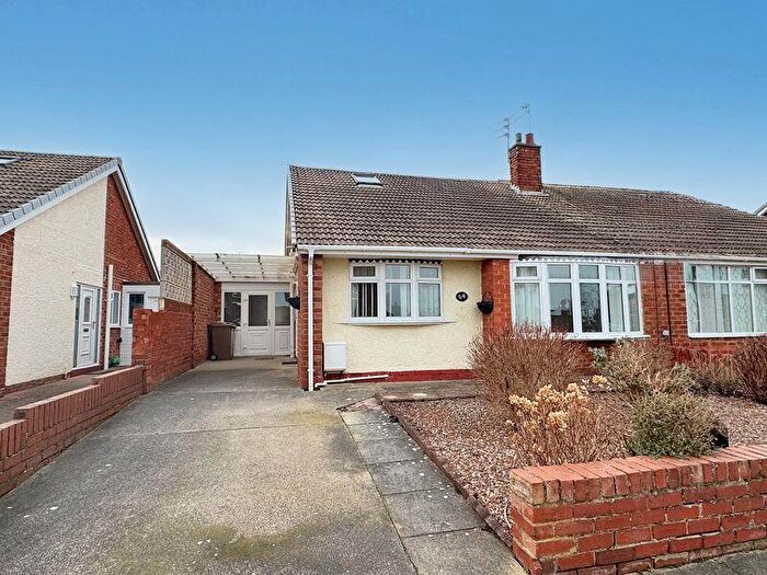 3 Bedroom Bungalow For Sale In Rodney Way, Whitley Bay, NE26