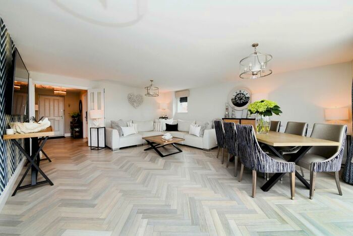 4 Bedroom Detached House For Sale In Elliots Close, West Horndon, Brentwood, CM13