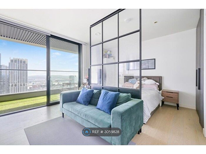 Studio To Rent In Hobart Building, London, E14