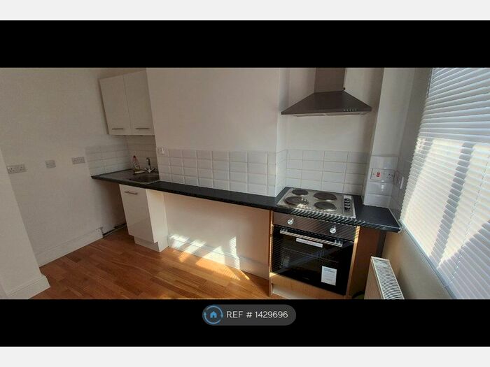 1 Bedroom Flat To Rent In High Street North, Dunstable, LU6