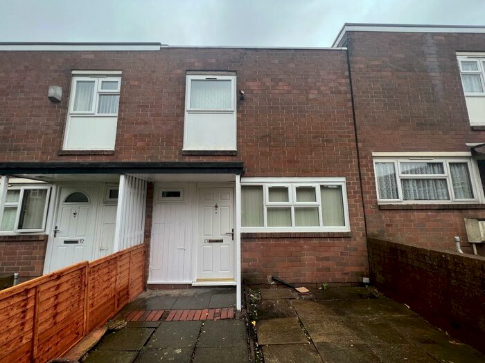3 Bedroom House To Rent In Metric Walk, Smethwick, B67