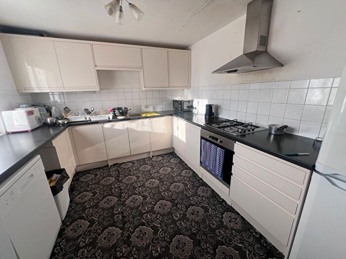 3 Bedroom Terraced House To Rent In Scott Gardens, Heston, TW5