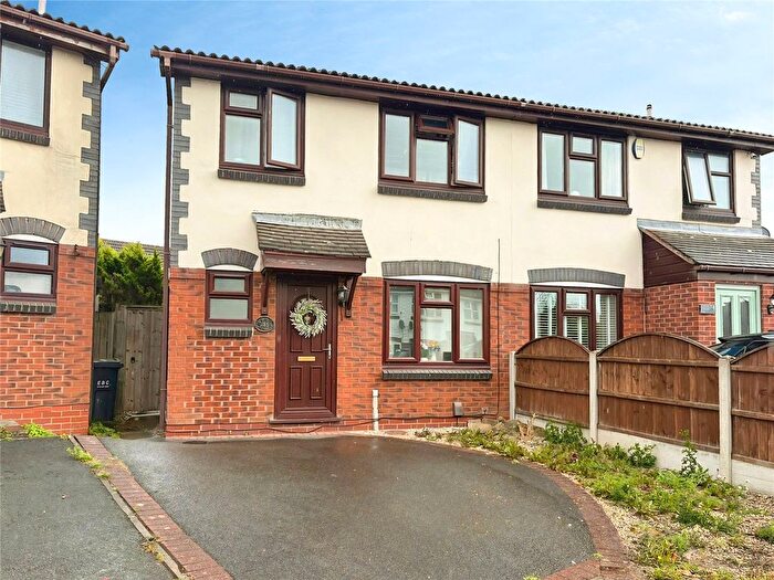 3 Bedroom Semi Detached House To Rent In Barclay Court, Shipley View, Ilkeston, Derbyshire, DE7