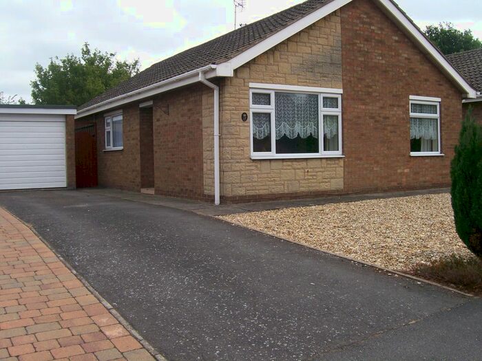 2 Bedroom Bungalow To Rent In Cavendish Drive, Lea, DN21