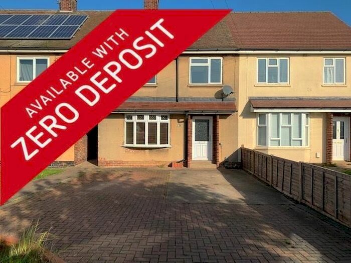 3 Bedroom Property To Rent In Coneygree Road, Stanground, Peterborough PE2